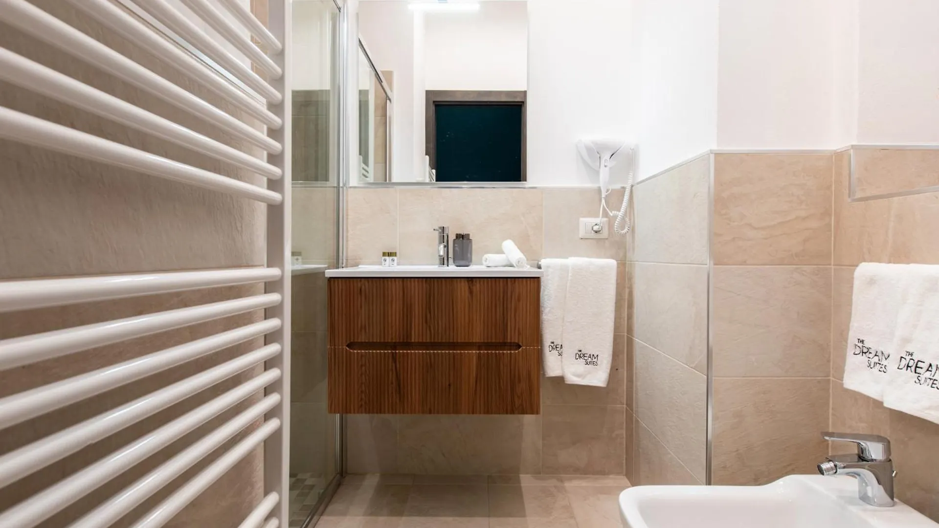 Bed & Breakfast The Dream Suites Milan Italy